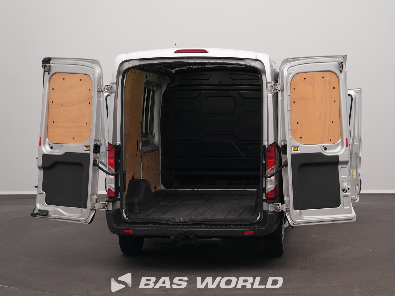 Other : Ford Transit 130pk Furgão