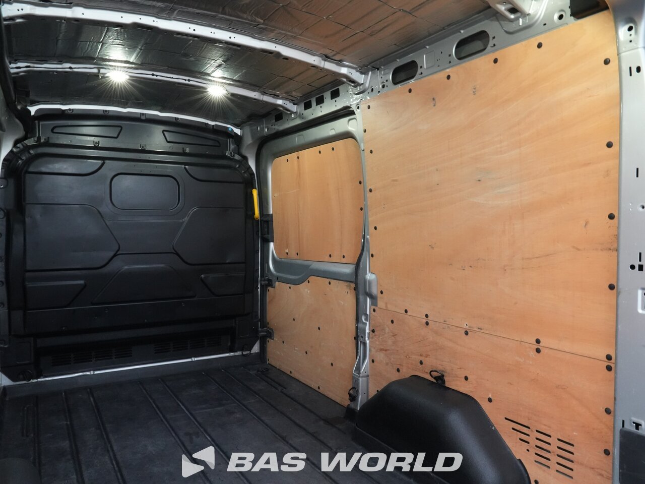 Other : Ford Transit 130pk Furgão