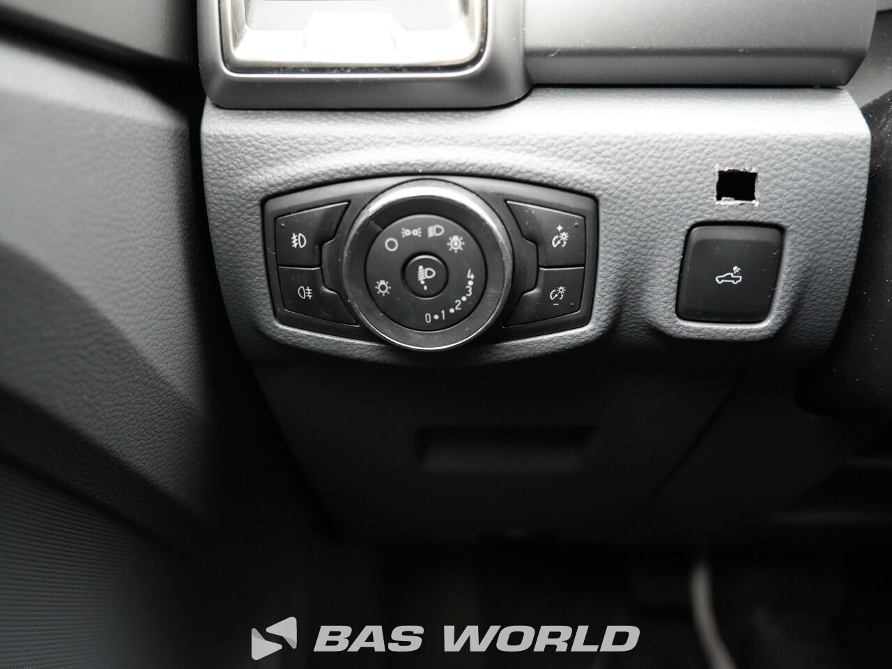 Other : Ford Ranger 160PK Пикапи