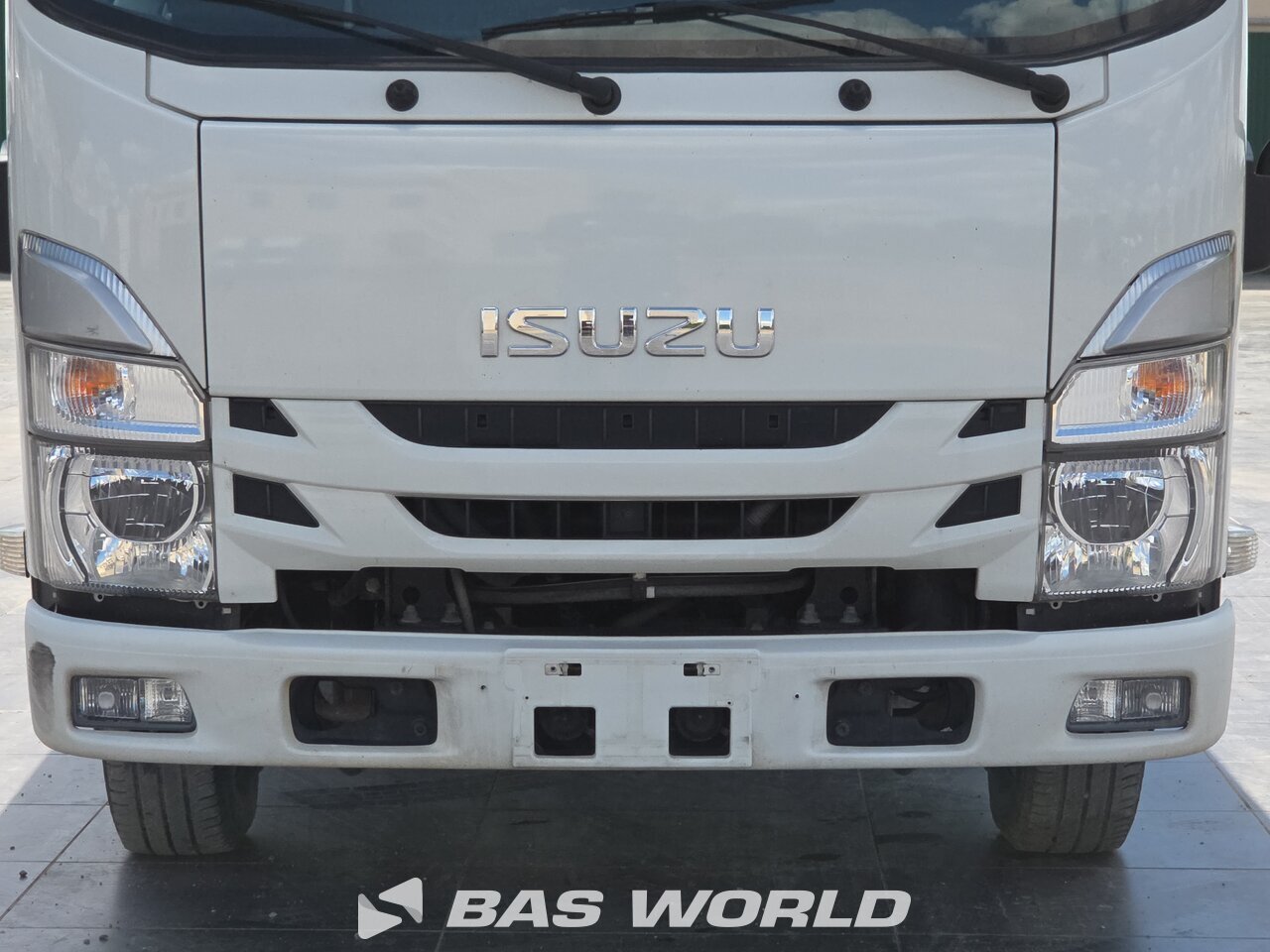 Other : Isuzu M27 Cassoni