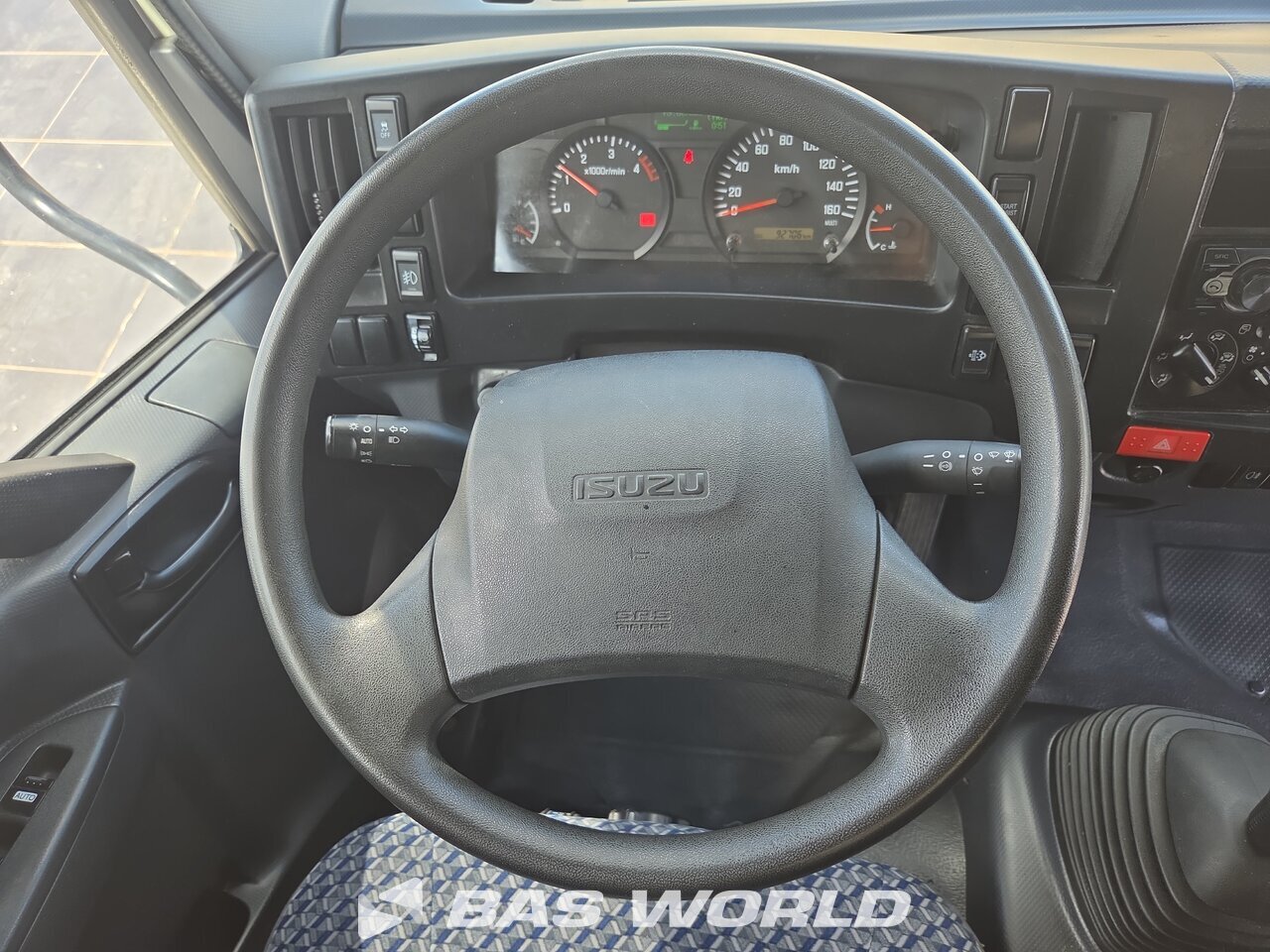 Other : Isuzu M27 Cassoni