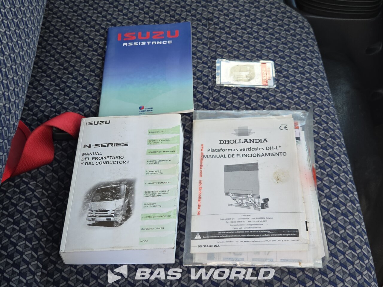 Other : Isuzu M27 Cassoni