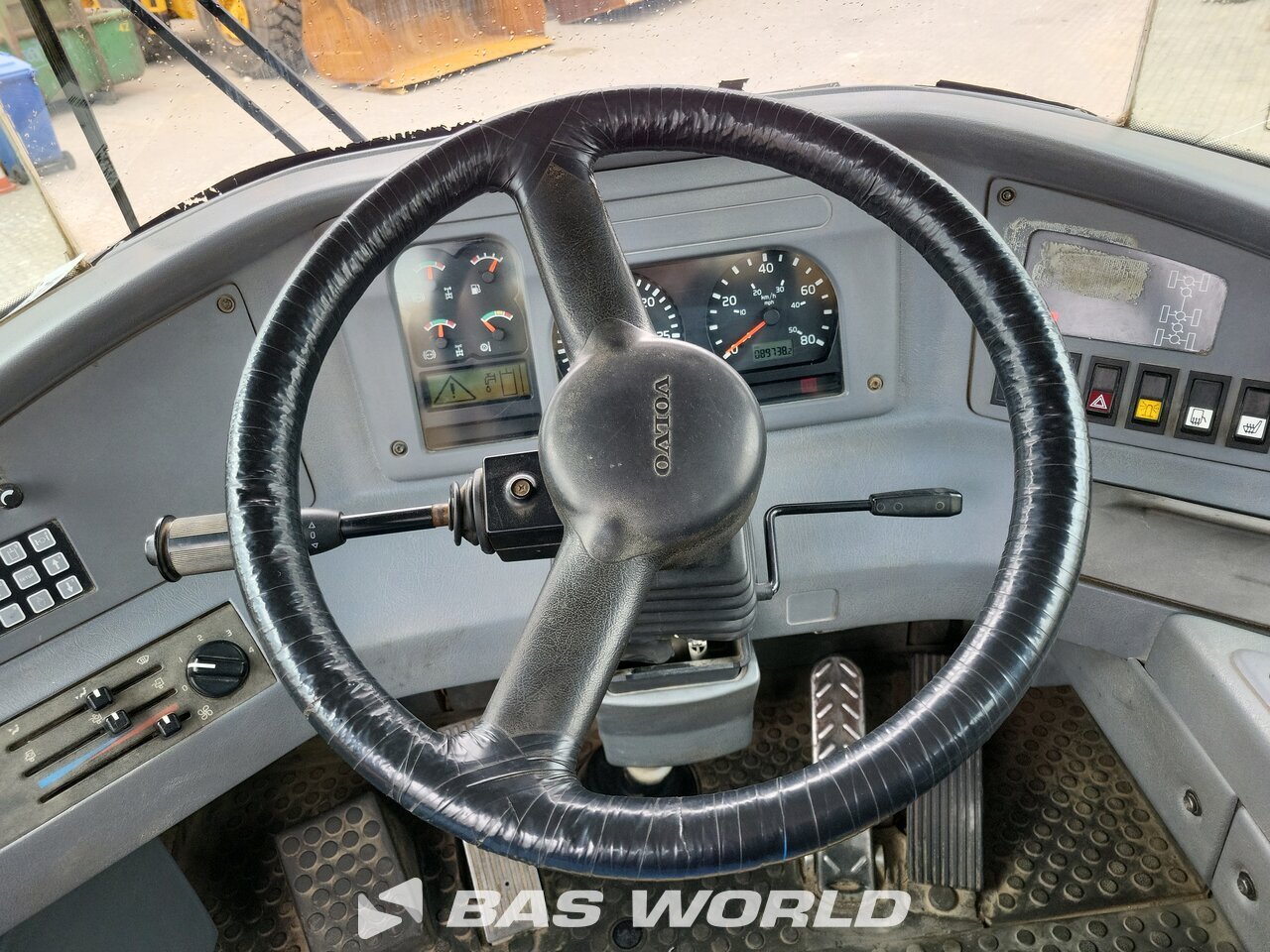 Other : Volvo A25 D قلابة مفصلية