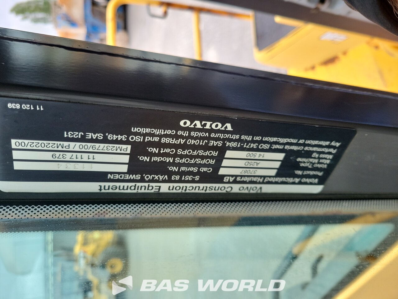 Other : Volvo A25 D قلابة مفصلية