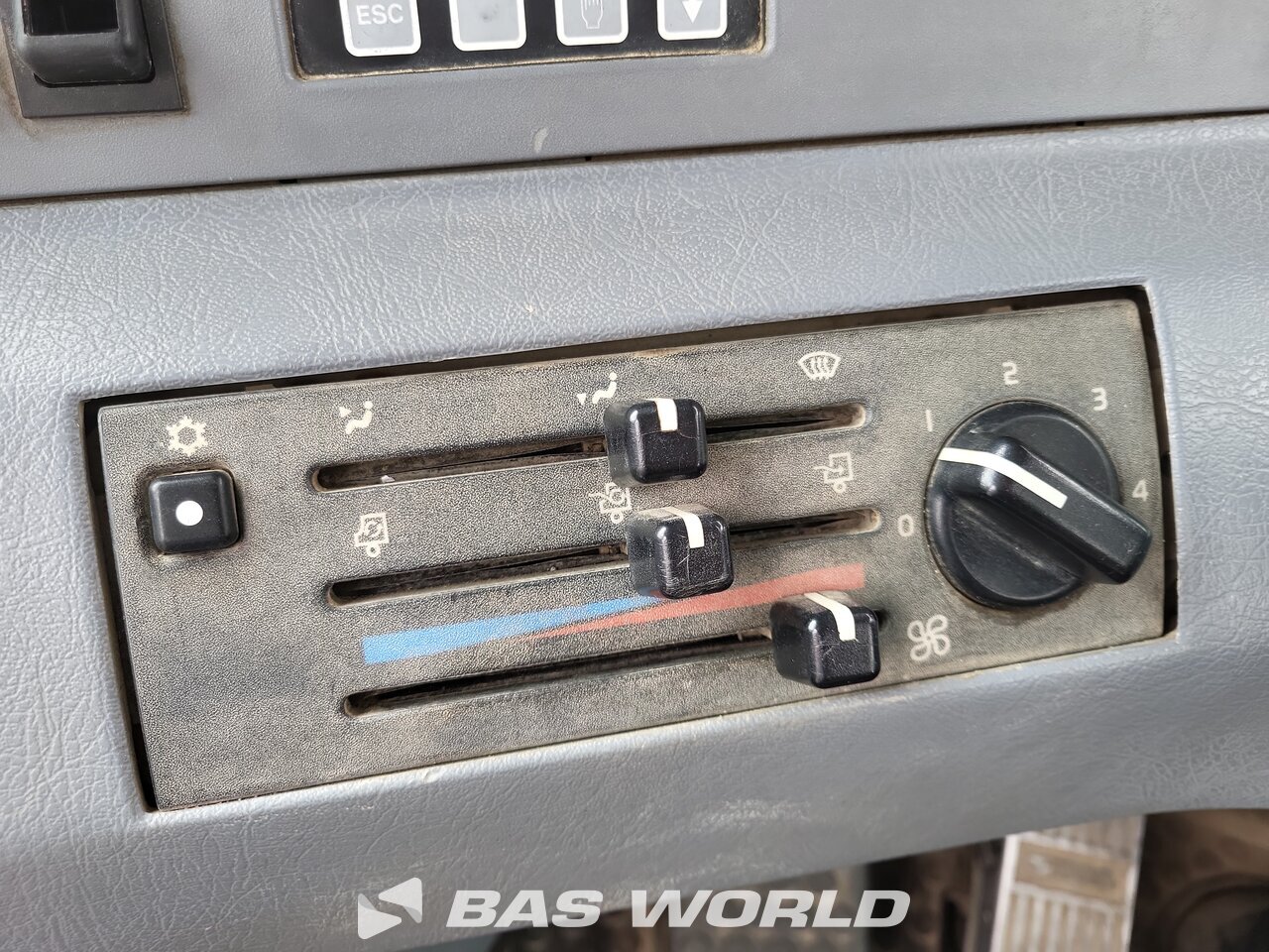 Other : Volvo A25 D قلابة مفصلية