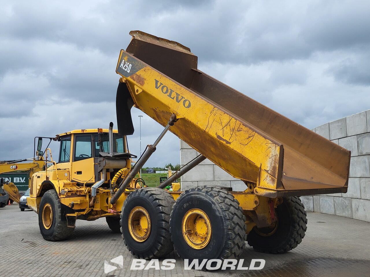 Other : Volvo A25 D قلابة مفصلية