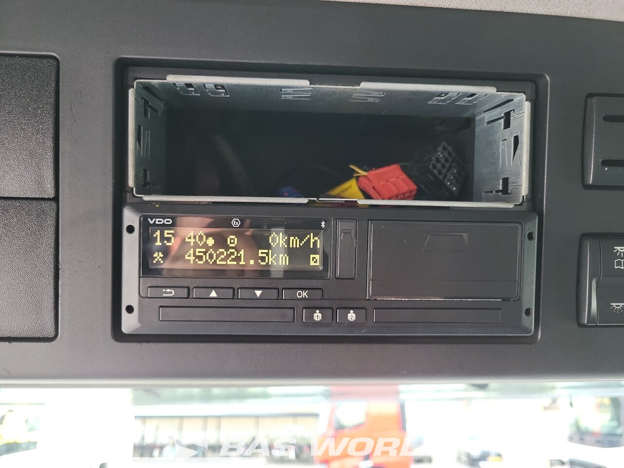 Other : Mercedes Antos 2132 Camion plateaux