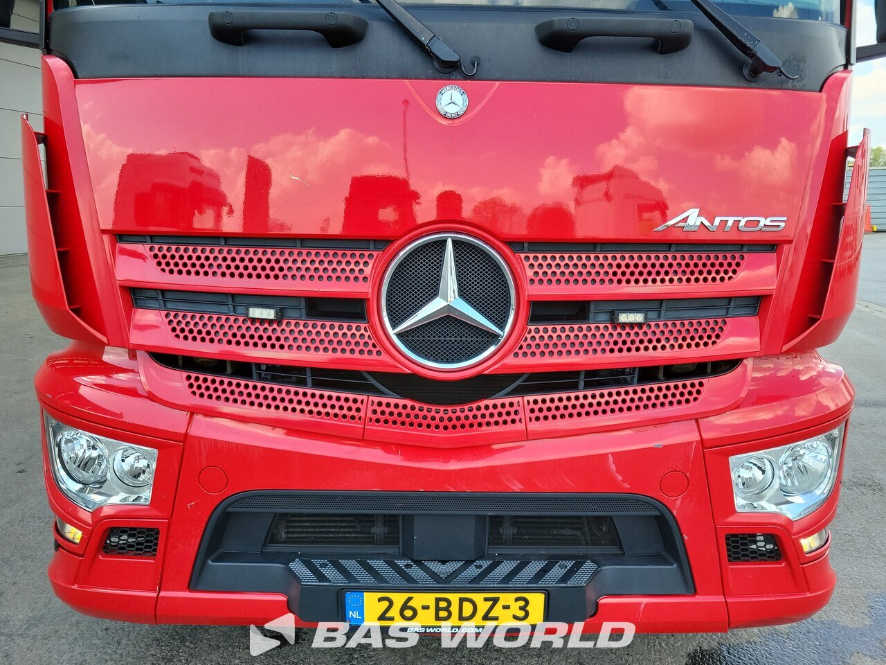 Other : Mercedes Antos 2132 Camion plateaux