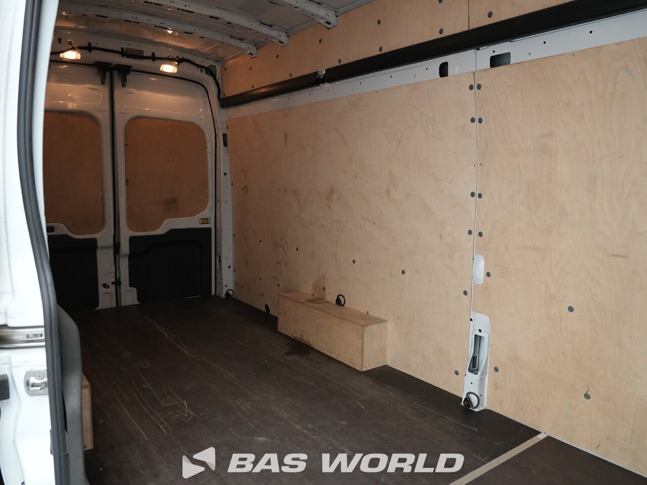 Other : Ford e-Transit 184pk Suljettu pakettiauto