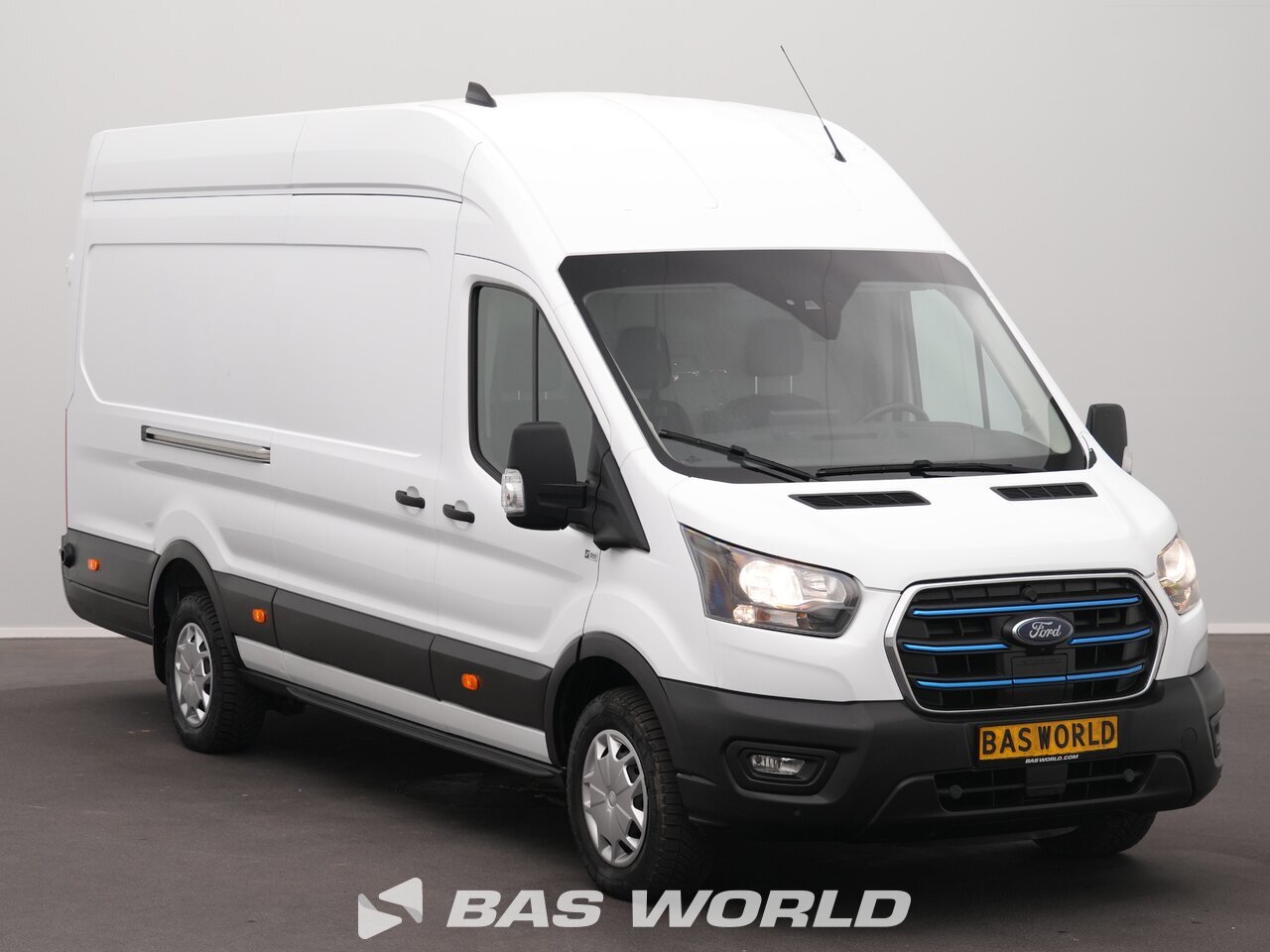 Other : Ford e-Transit 184pk Suljettu pakettiauto