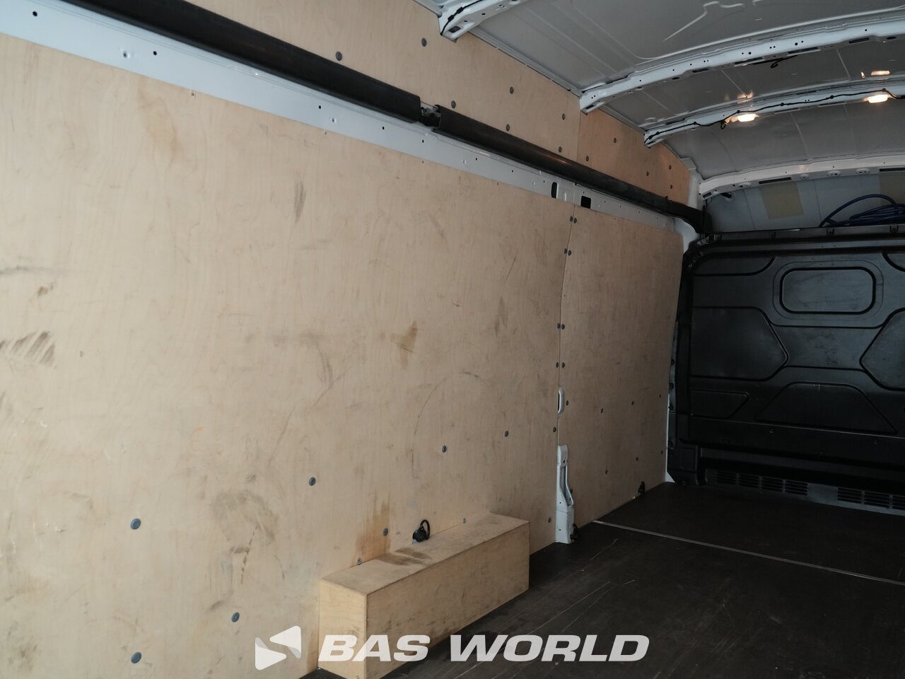 Other : Ford e-Transit 184pk Suljettu pakettiauto