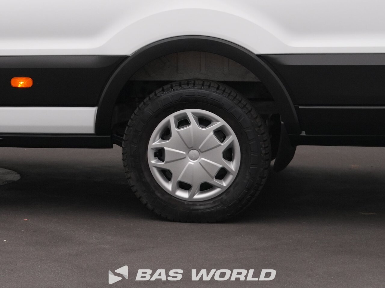 Other : Ford e-Transit 184pk Suljettu pakettiauto