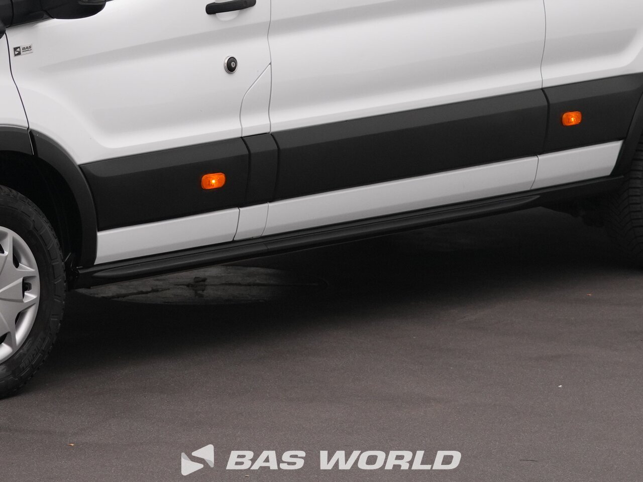 Other : Ford e-Transit 184pk Suljettu pakettiauto