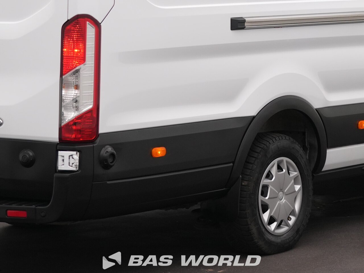 Other : Ford e-Transit 184pk Suljettu pakettiauto
