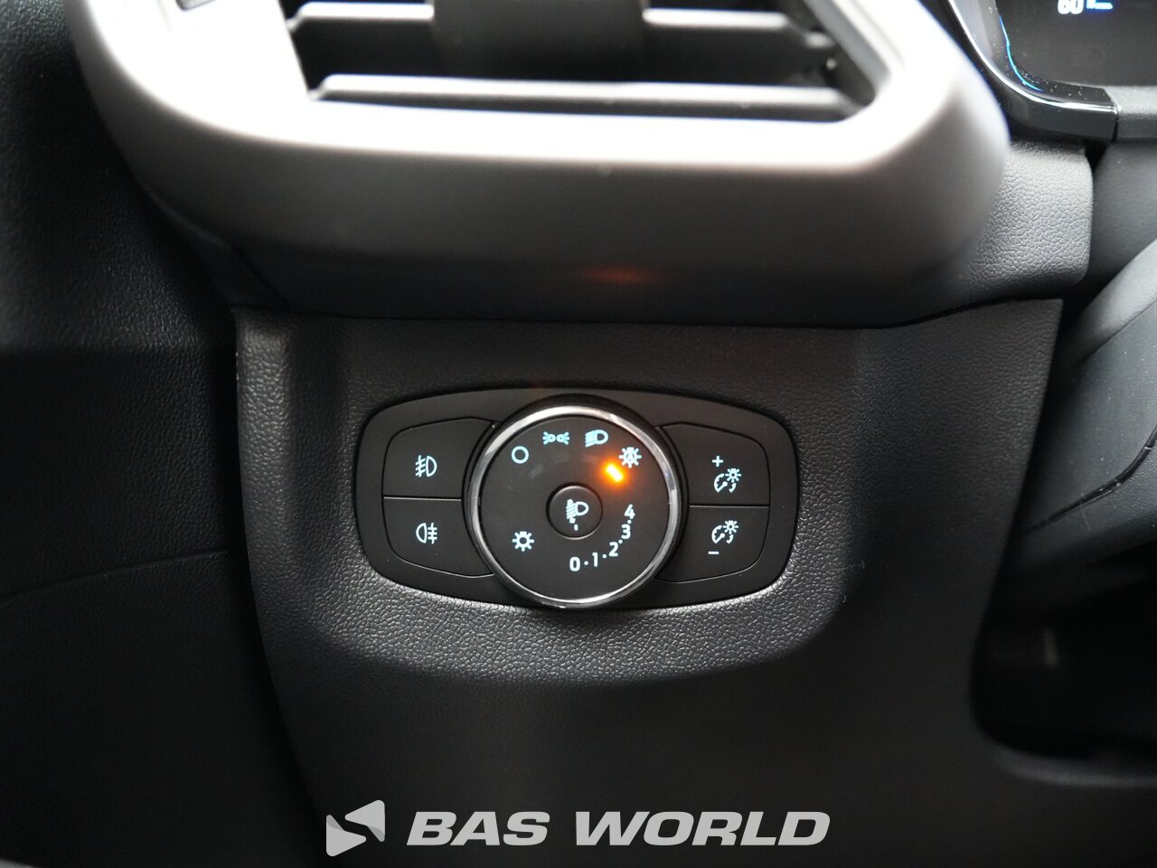 Other : Ford Transit Courier 100pk Gesloten bestelwagen