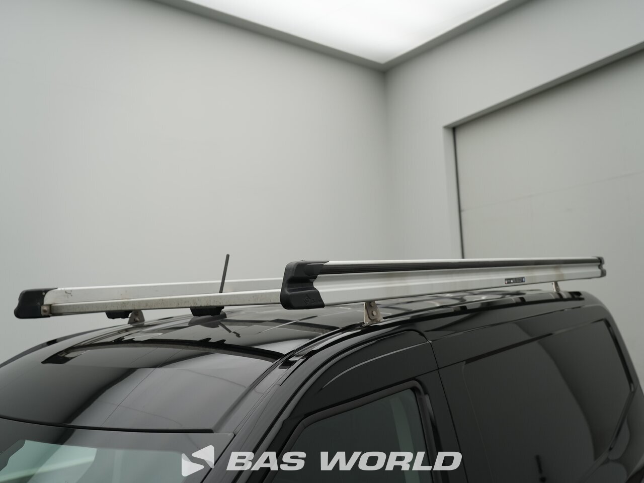 Other : Ford Transit Courier 100pk Lukket varevogn