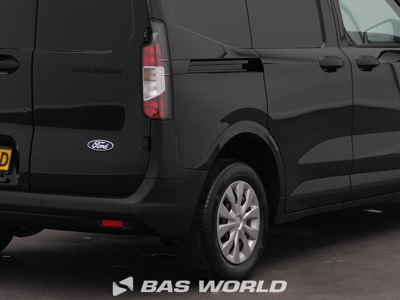Other : Ford Transit Courier 100pk Lukket varevogn