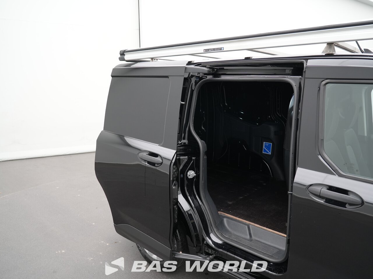 Other : Ford Transit Courier 100pk Lukket varevogn