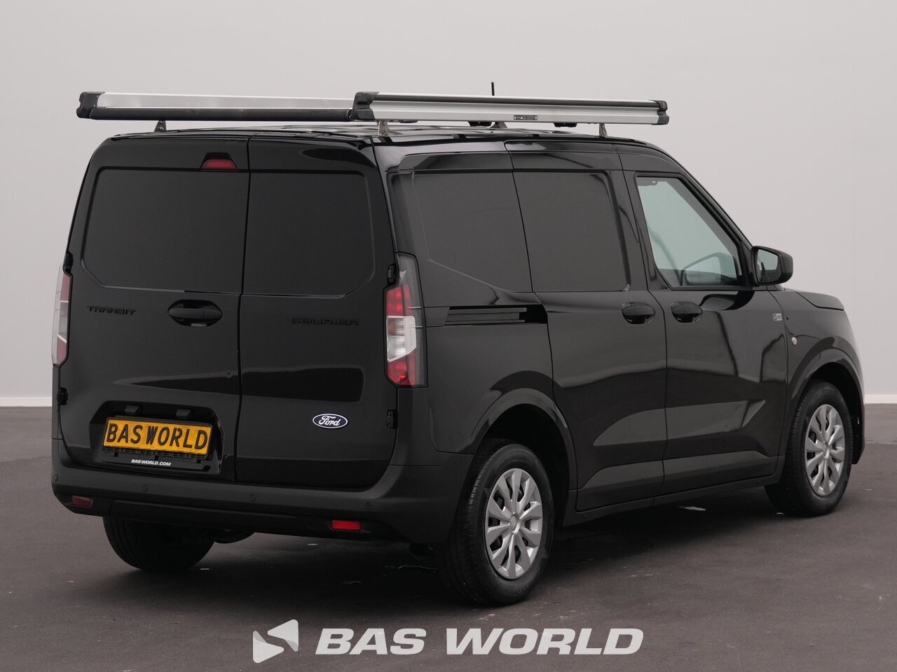Other : Ford Transit Courier 100pk Lukket varevogn