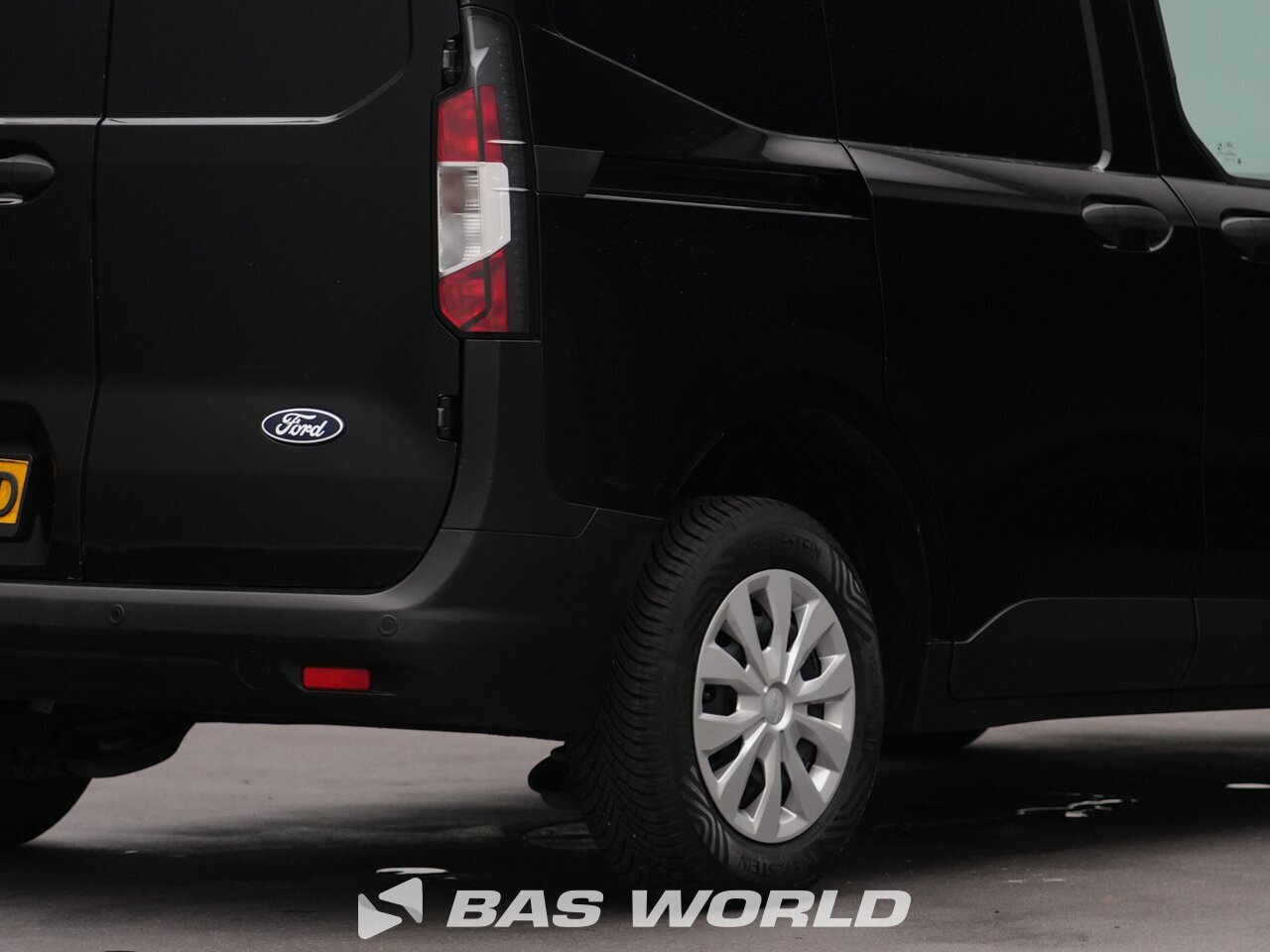 Other : Ford Transit Courier 100pk Gesloten bestelwagen