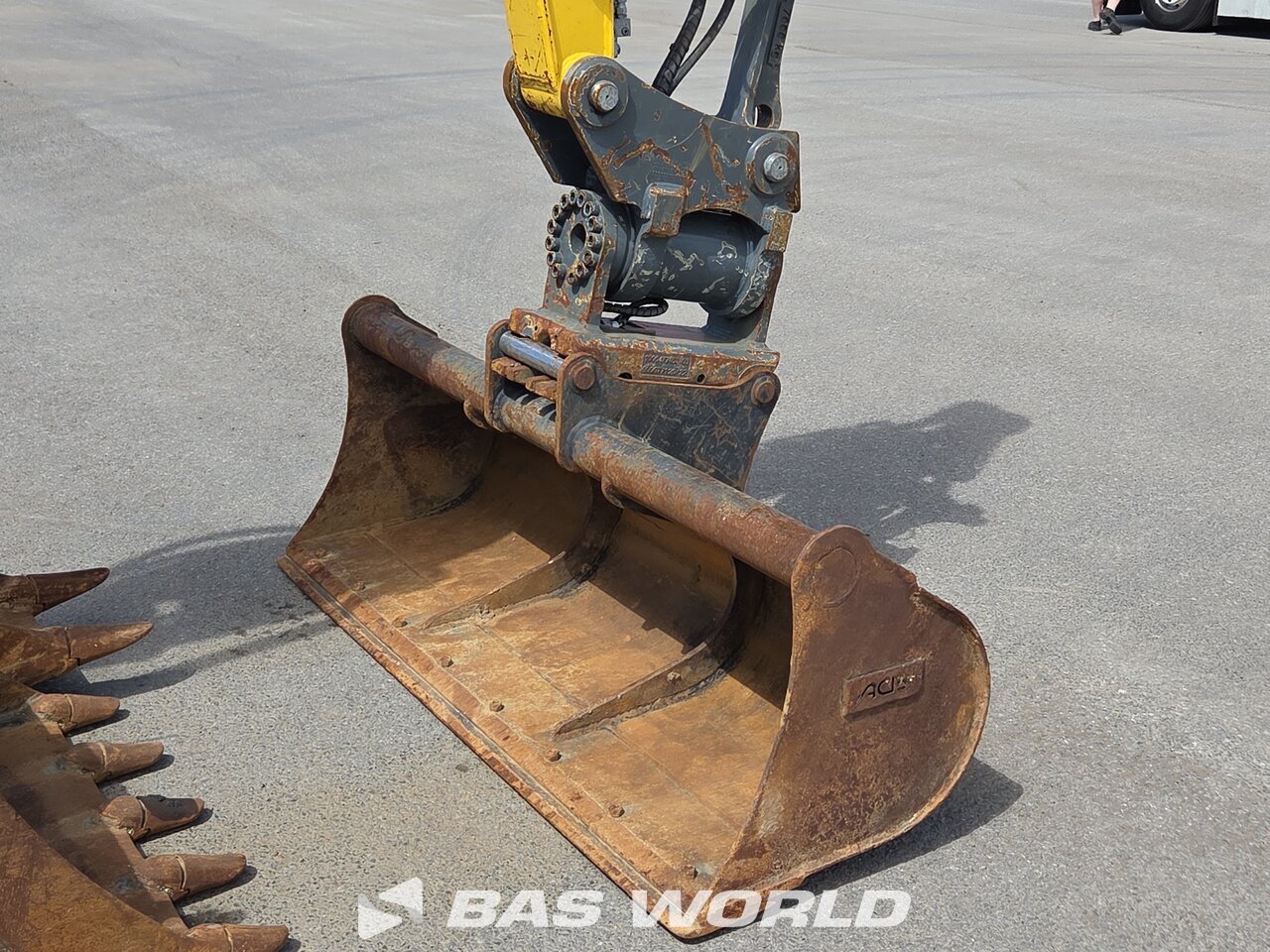 Other : Wacker Neuson ET90 среден багер