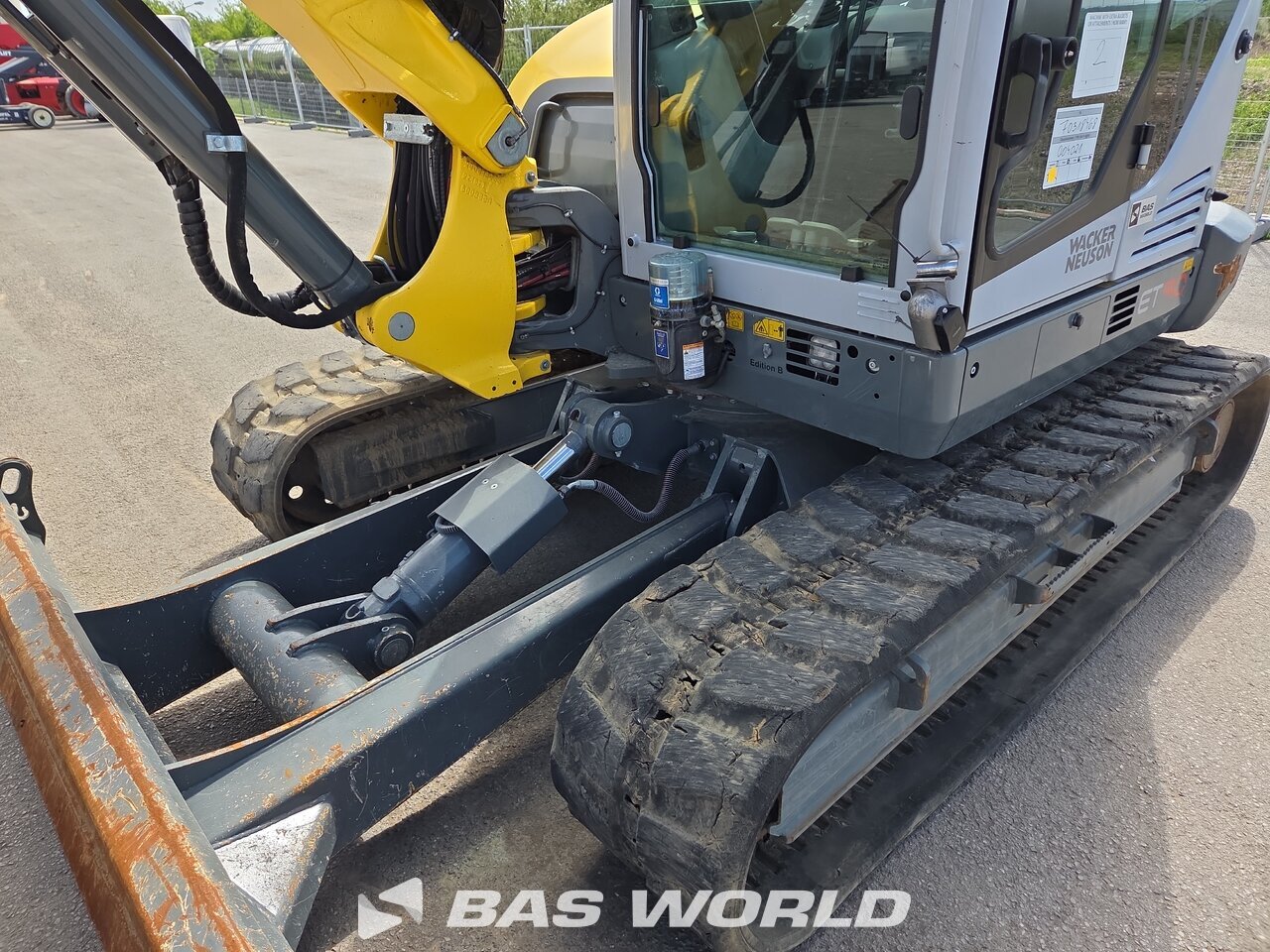 Other : Wacker Neuson ET90 среден багер