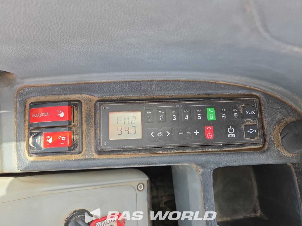 Other : Wacker Neuson ET90 среден багер