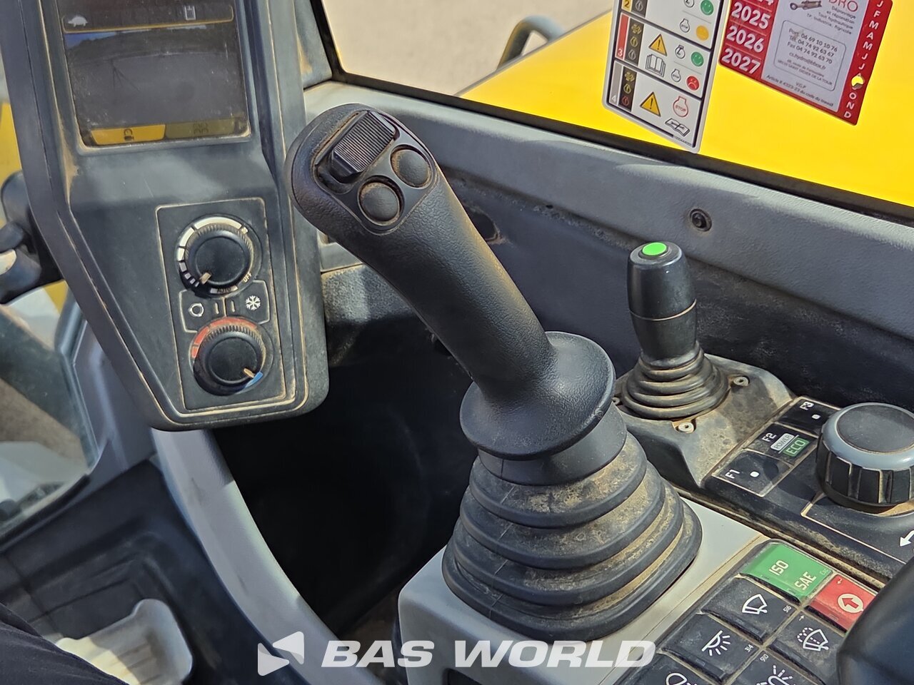 Other : Wacker Neuson ET90 среден багер