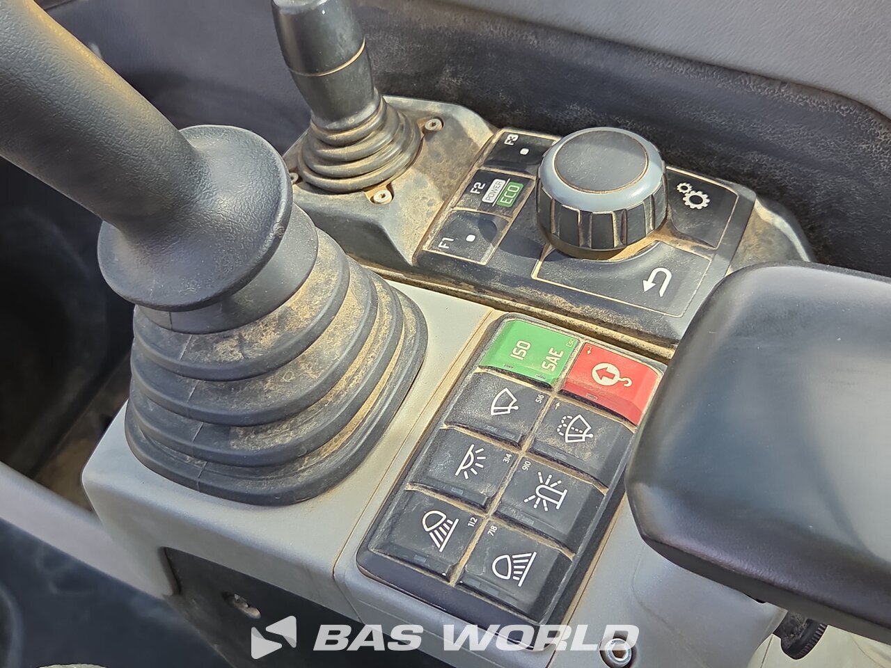Other : Wacker Neuson ET90 среден багер