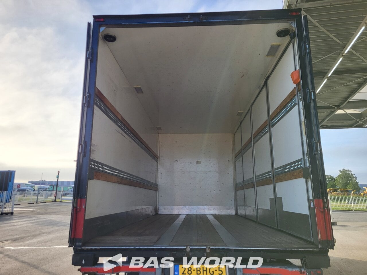 Other : DAF LF 180 Swap body trucks