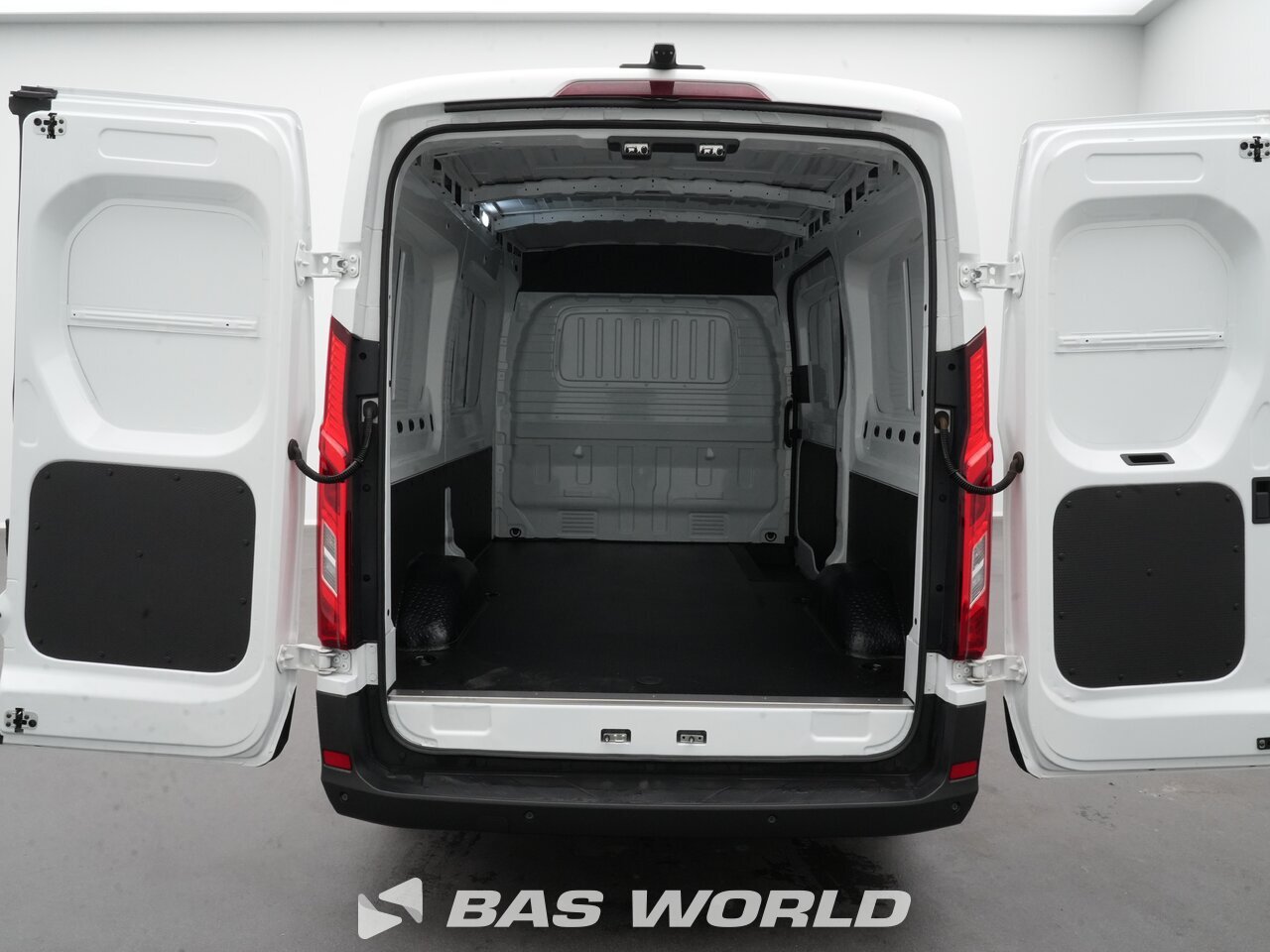 Other : Maxus eDeliver 9 Lukket varebil