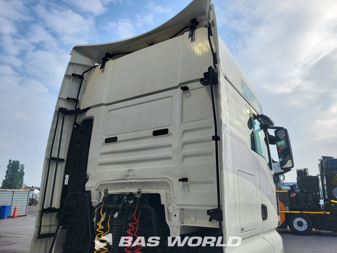 Other : MAN TGX 18.460 sattelzugmaschine