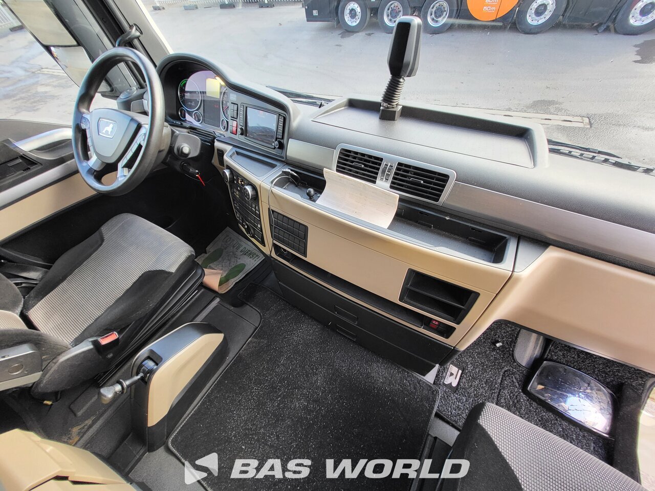 Other : MAN TGX 18.460 sattelzugmaschine