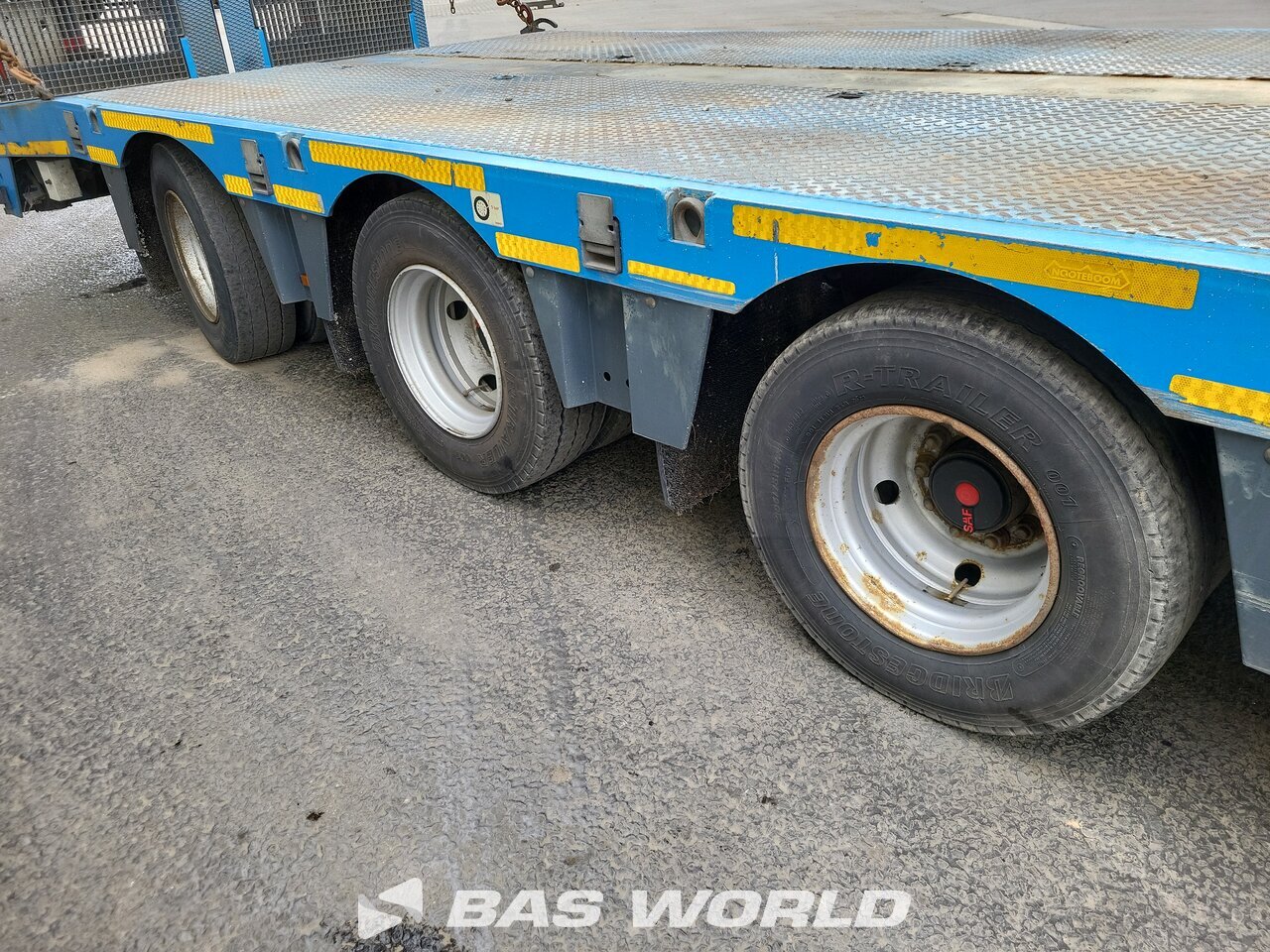 Other : Nooteboom Semi-reboque porta máquinas