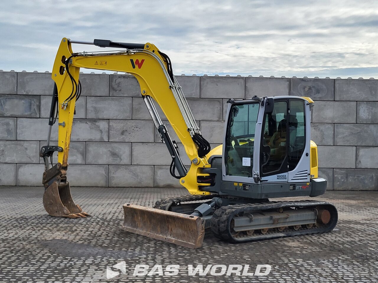 Other : Wacker Neuson ET90 حفارة صغيرة أقل من 10 طن (حفارات صغيرة)