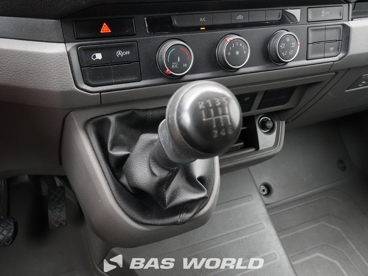 Other : Volkswagen Crafter 140pk Kastenwagen