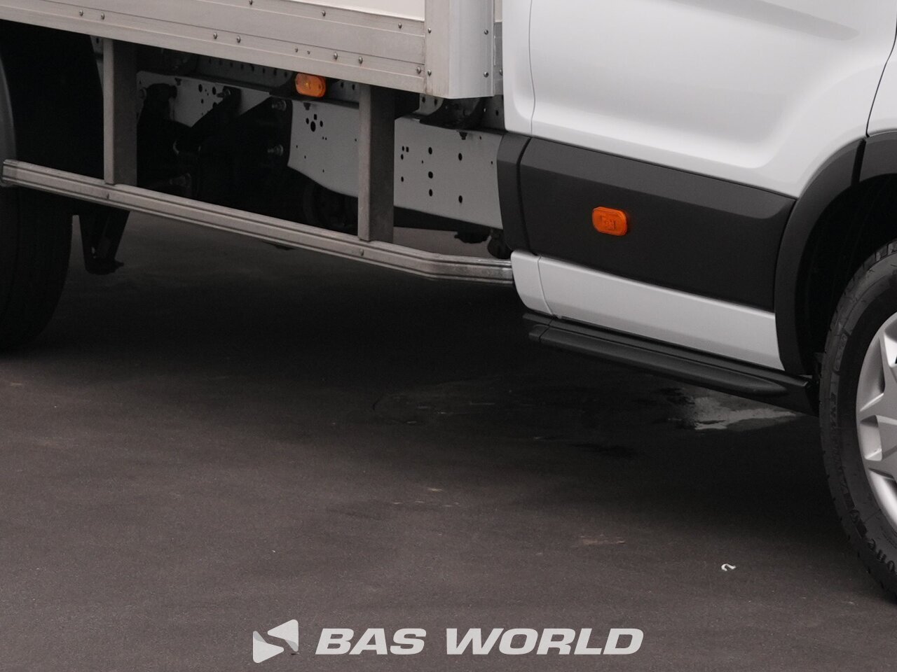 Other : Ford Transit 130pk Umpikorit rungot