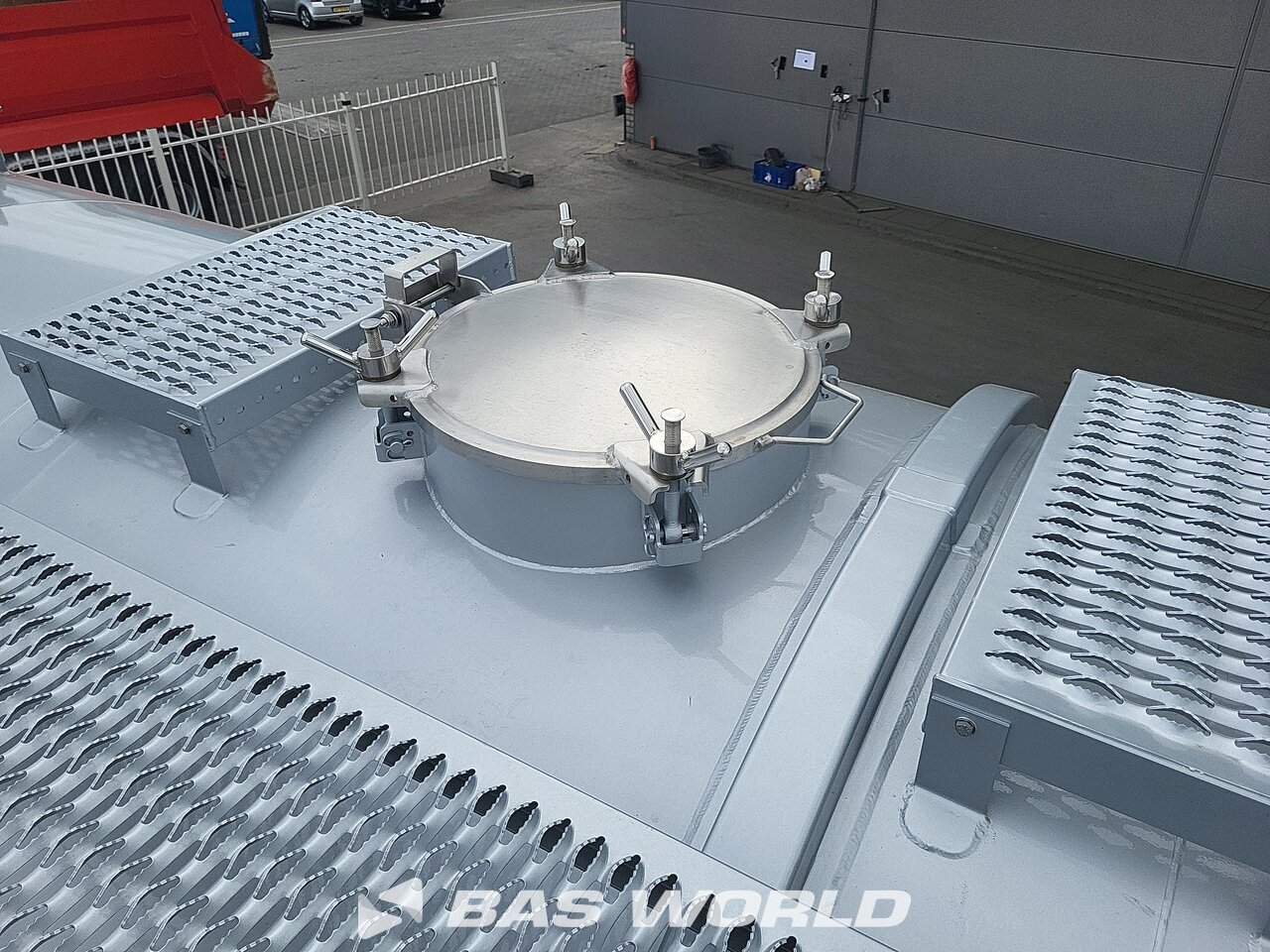 Other : Kässbohrer Semirimorchio silo