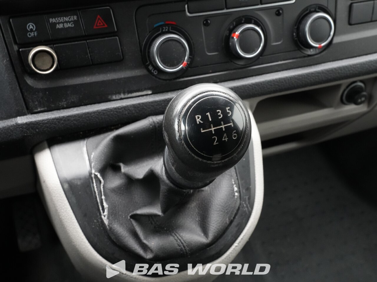 Other : Volkswagen Transporter 150PK Lukket varebil
