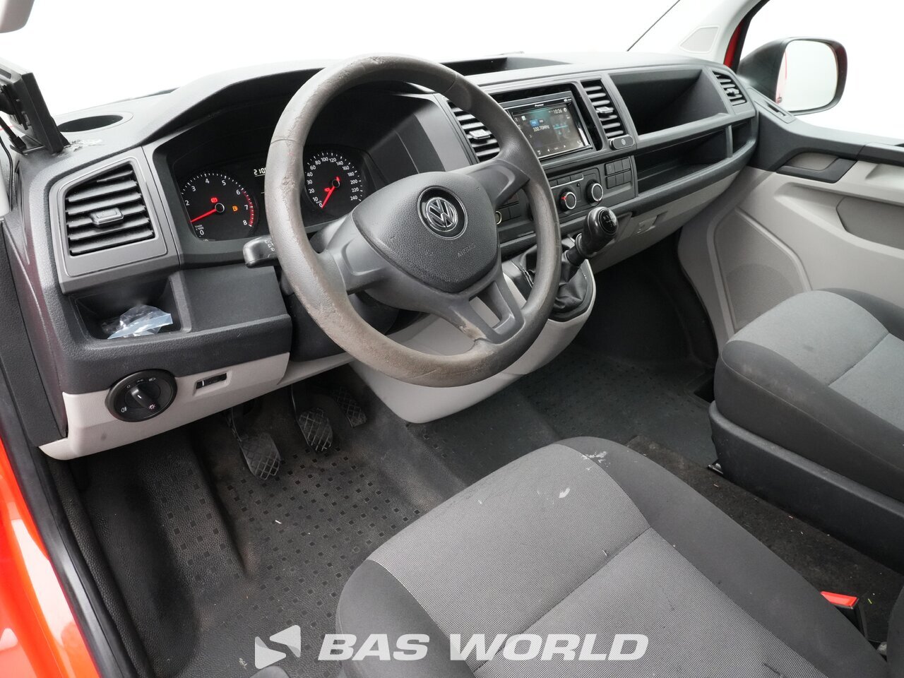 Other : Volkswagen Transporter 150PK Lukket varebil