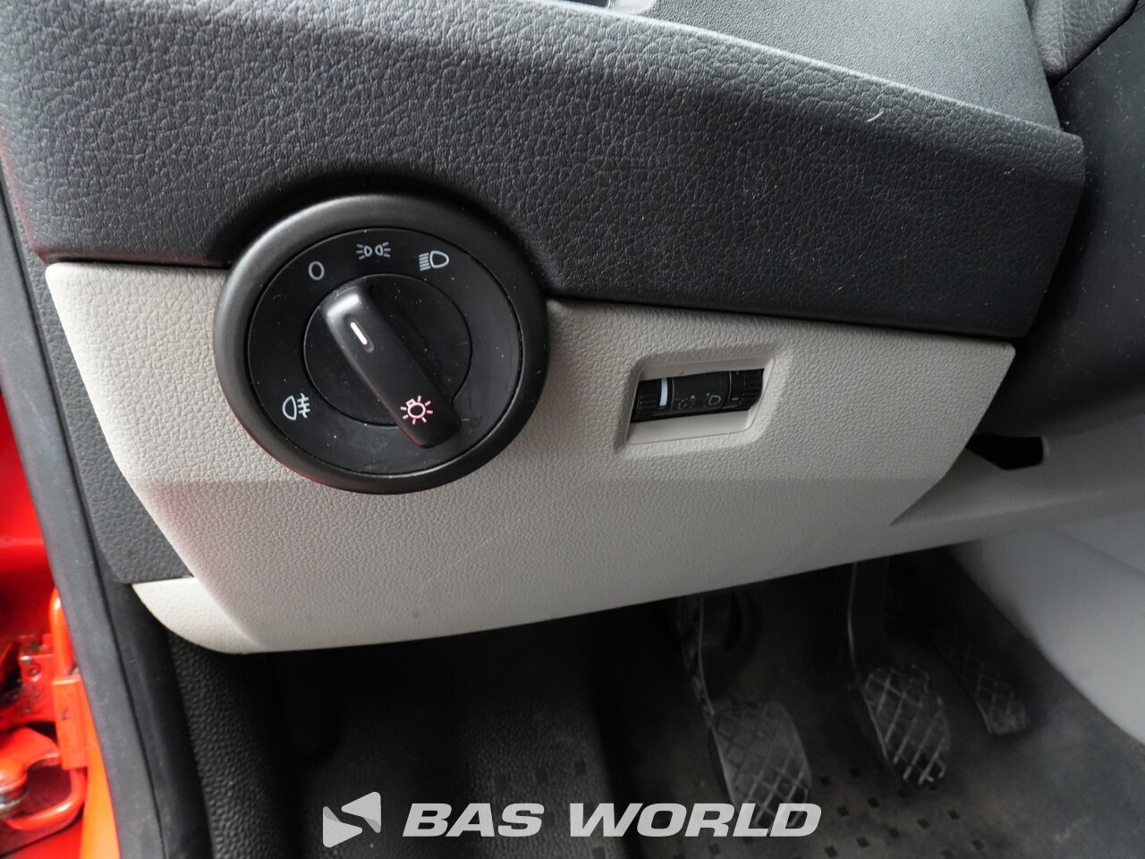 Other : Volkswagen Transporter 150PK Lukket varebil