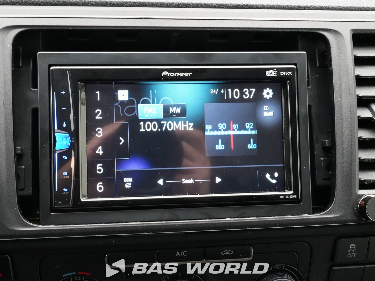 Other : Volkswagen Transporter 150PK Lukket varebil