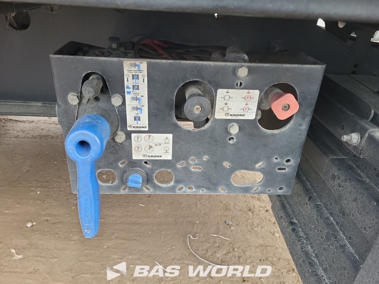 Other : Krone Lukket sættevogn