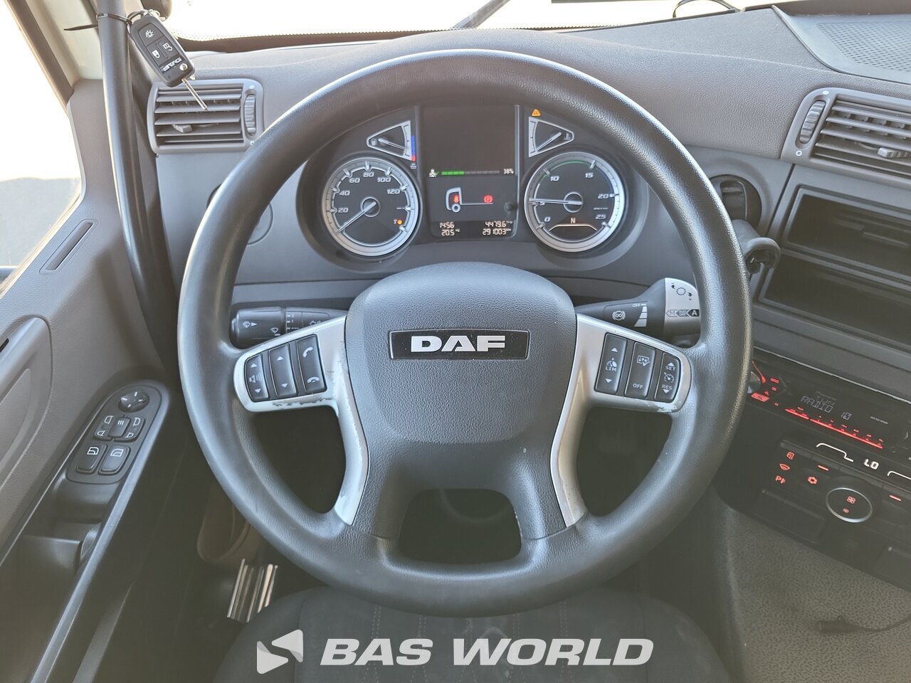 Other : DAF CF 370 شاحنات الحاويات