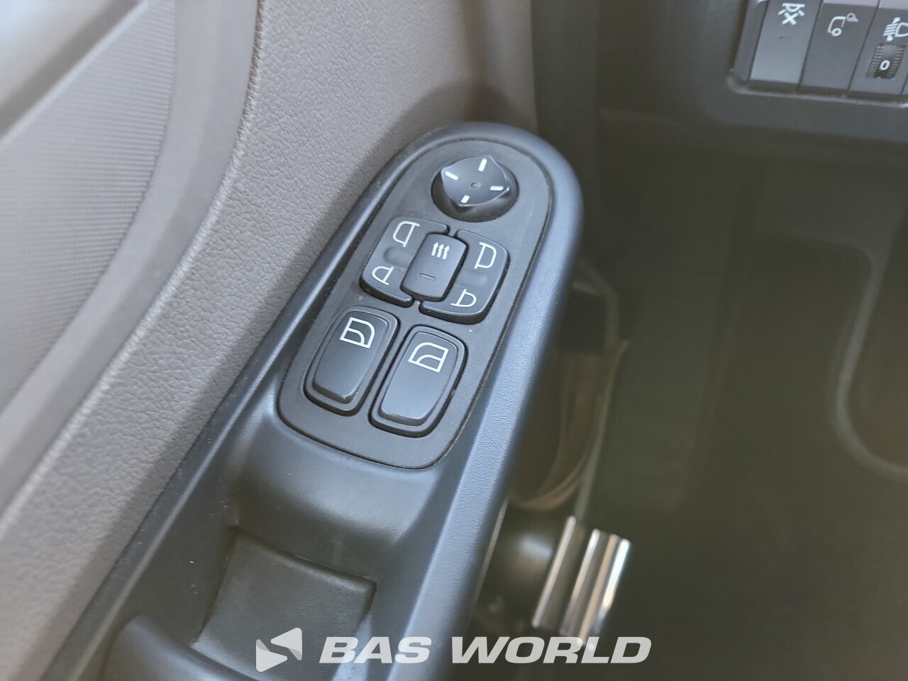 Other : DAF CF 370 شاحنات الحاويات