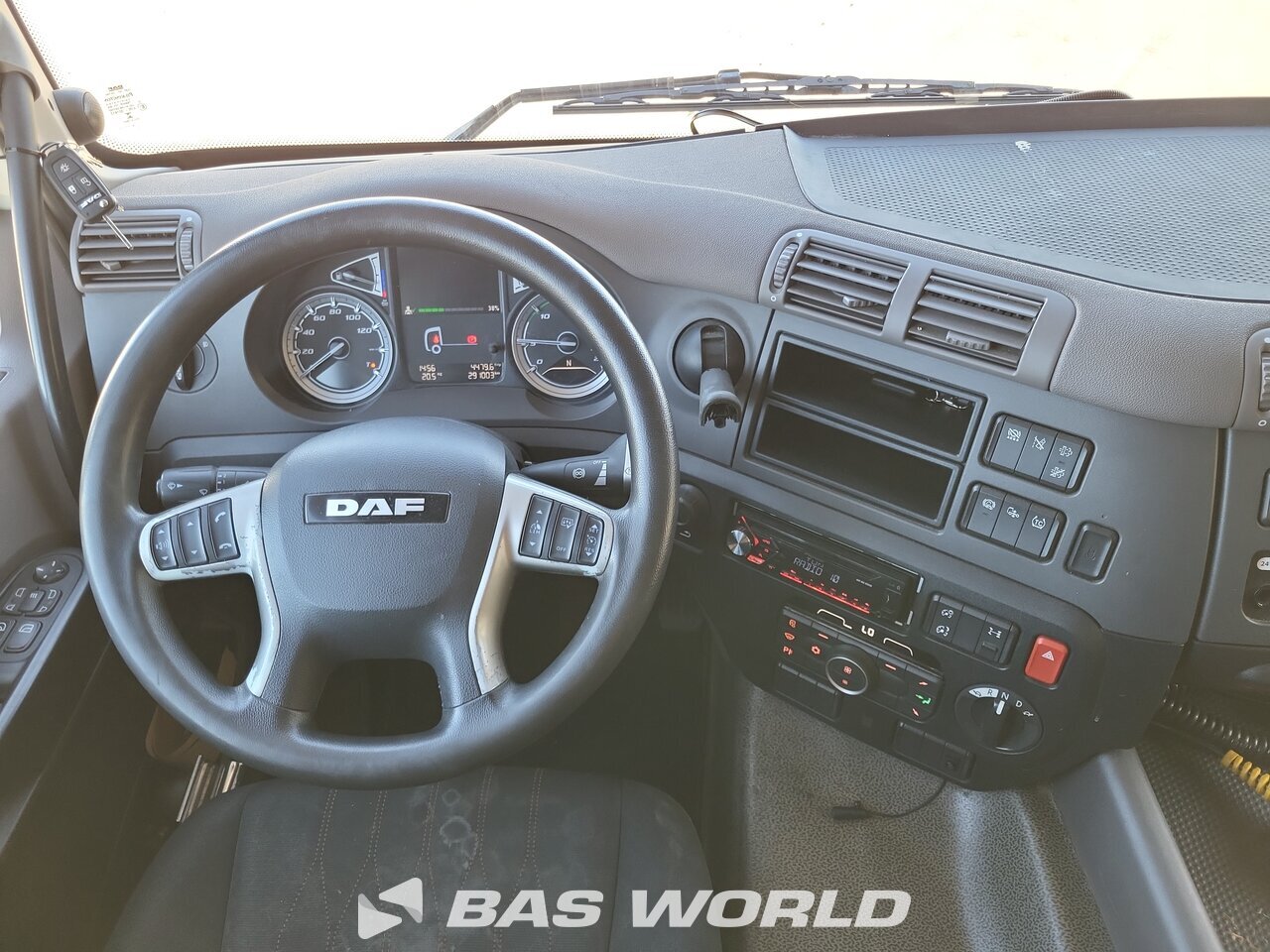 Other : DAF CF 370 شاحنات الحاويات