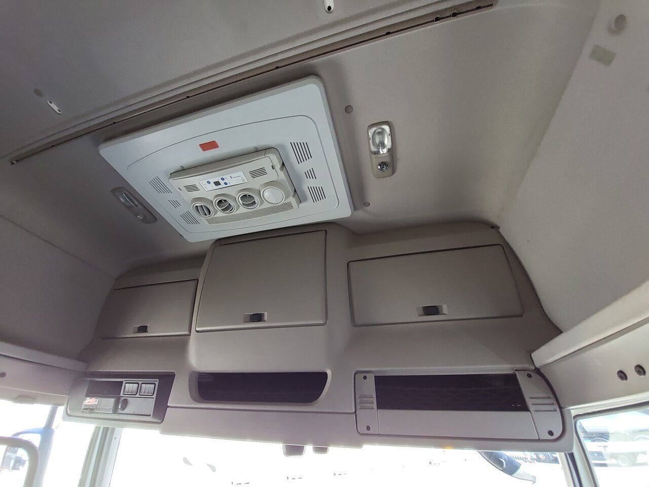 Other : DAF CF 370 شاحنات الحاويات