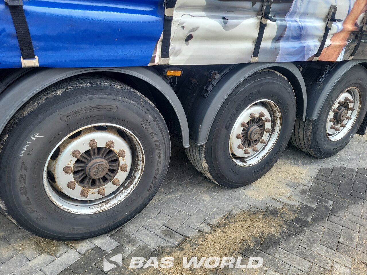 Other : CIMC Curtainside semi-trailer