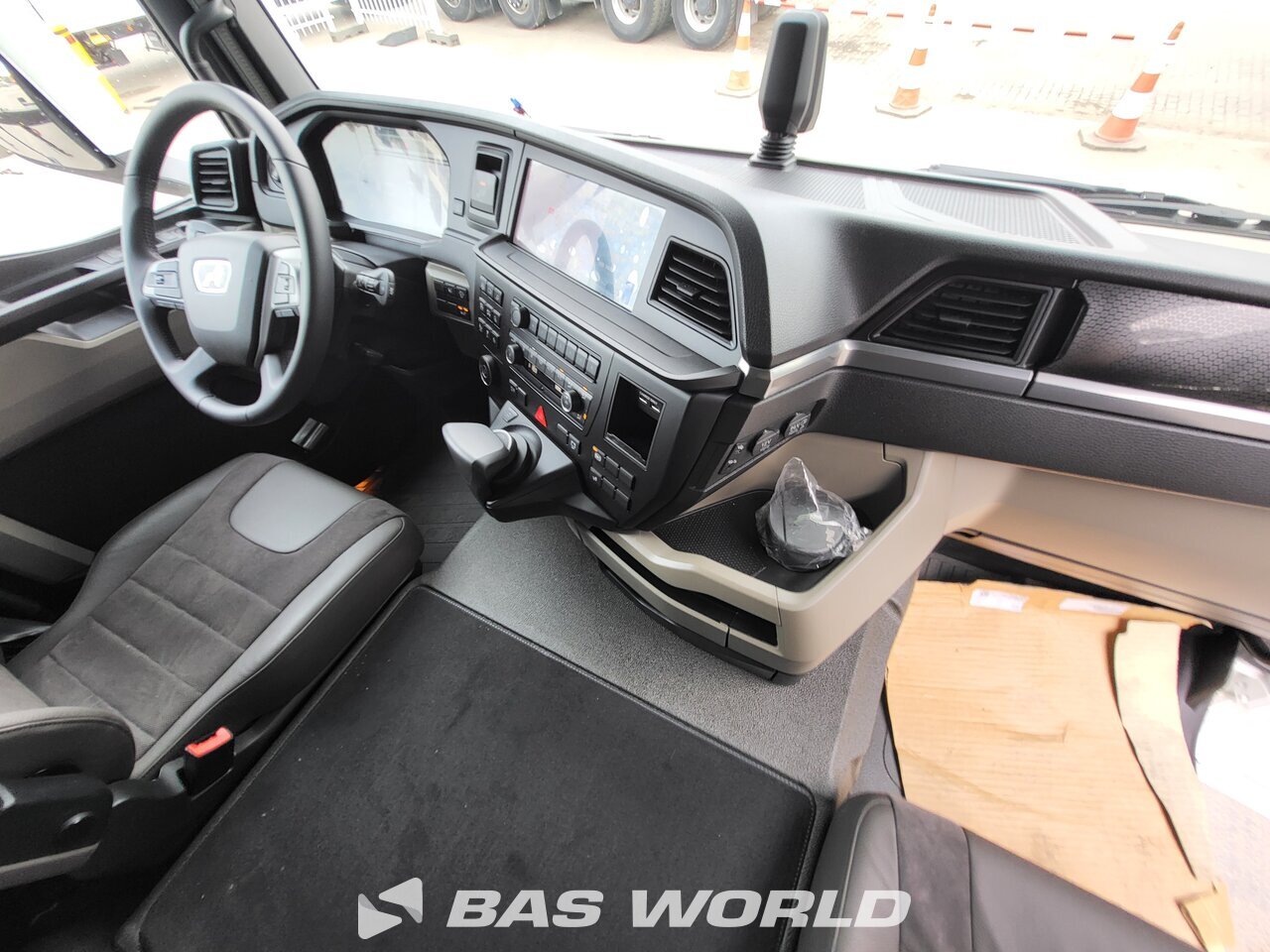 Other : MAN TGX 35.520 Flatbed trucks