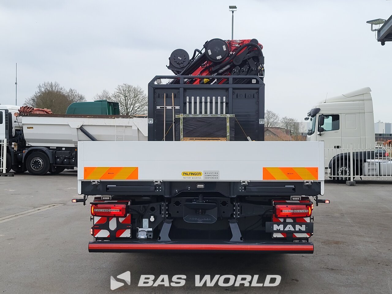 Other : MAN TGX 35.520 Flatbed trucks